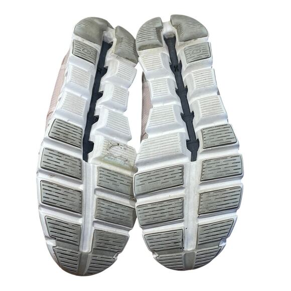 On Cloud 5 Women's Shell White 59.98153 Size 11 Good Used Condition - Picture 9 of 10